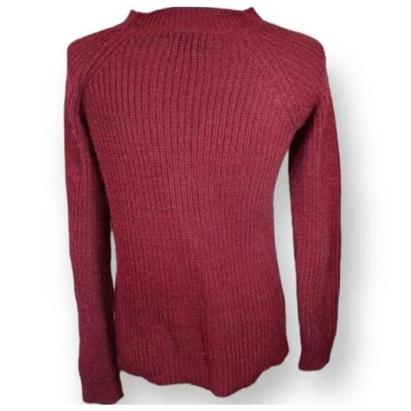 SO BURGUNDY SWEATER SZ.S EUC .  GORGEOUS SWEATER IN EXCELLENT USED CONDITION. - Picture 3 of 6